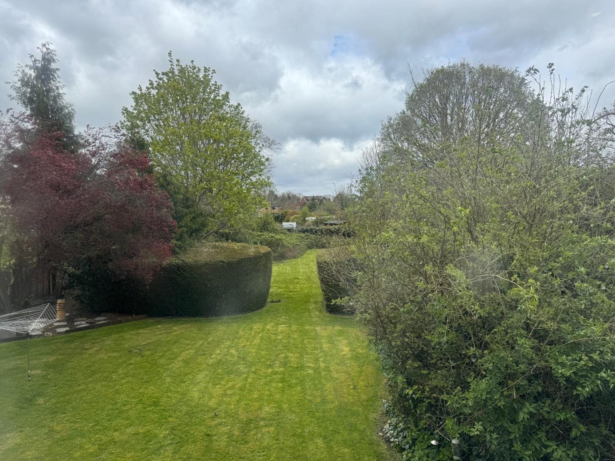 High Trees Guest House Gatwick ホーリー エクステリア 写真